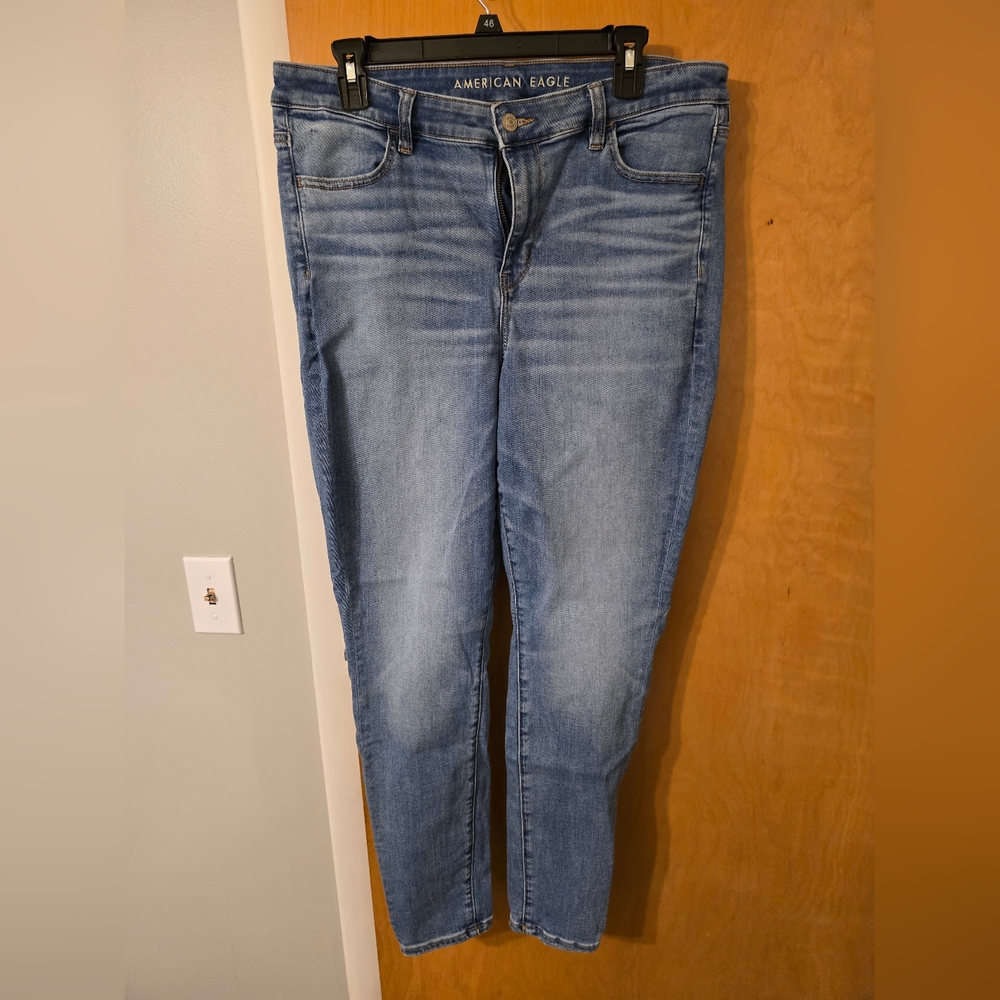 American Eagle High-Rise Jegging